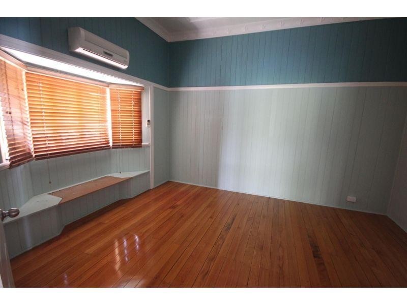 31 Watson Road, Southside QLD 4570