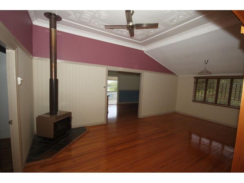 31 Watson Road, Southside QLD 4570