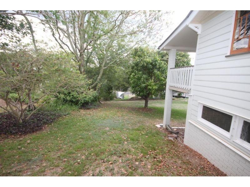 31 Watson Road, Southside QLD 4570