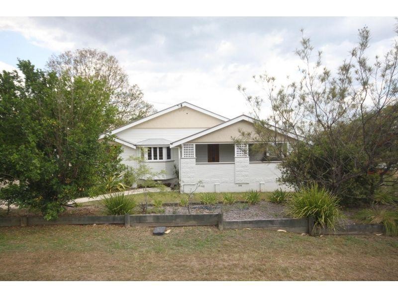 31 Watson Road, Southside QLD 4570