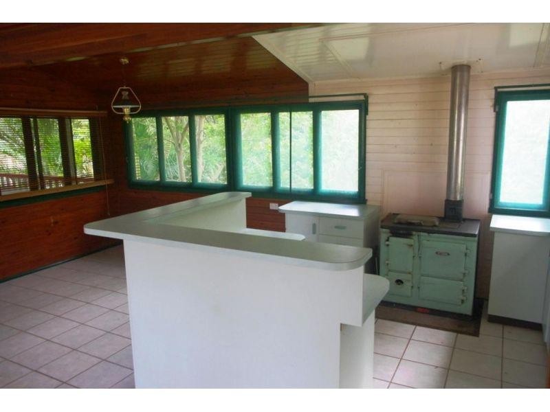 258 Chinamans Creek Road, Tuchekoi QLD 4570