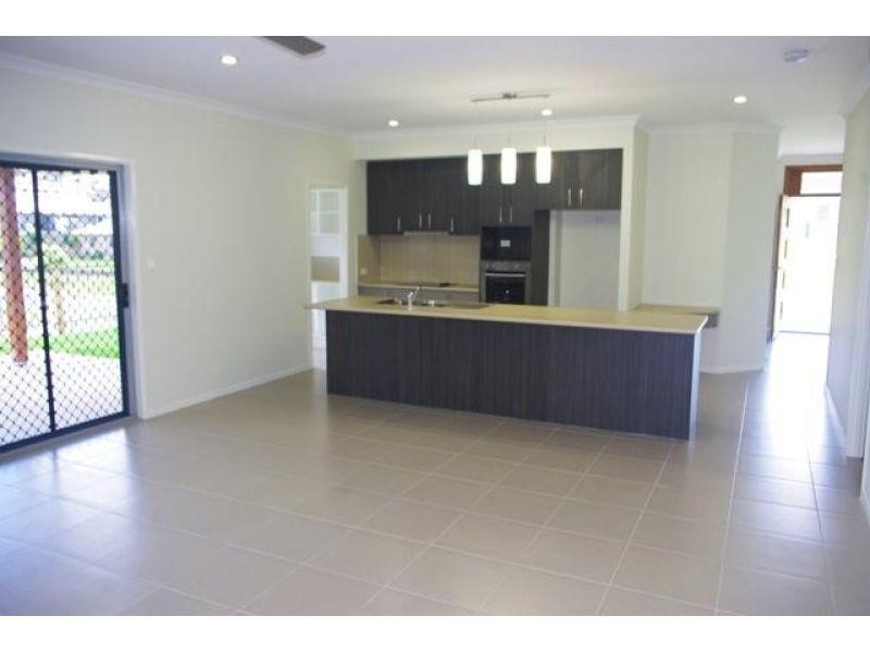 66 Fairway Dv, Gympie QLD 4570