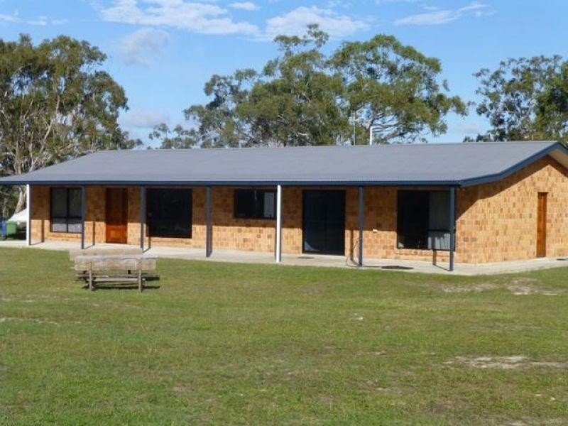 16 Atlantis Avenue, Cooloola Cove QLD 4580