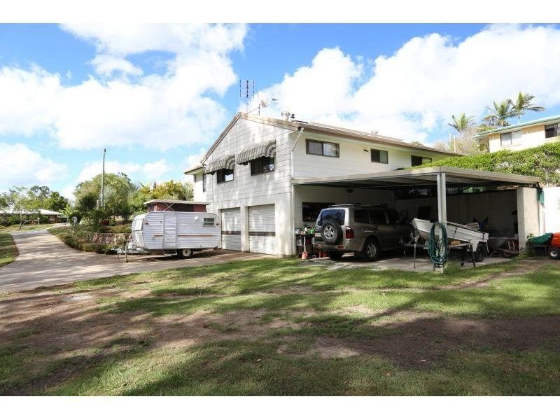 4 Luckona Ct, Southside QLD 4570