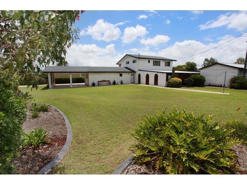 89 Exhibition Road, Southside QLD 4570