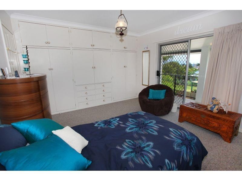 89 Exhibition Road, Southside QLD 4570