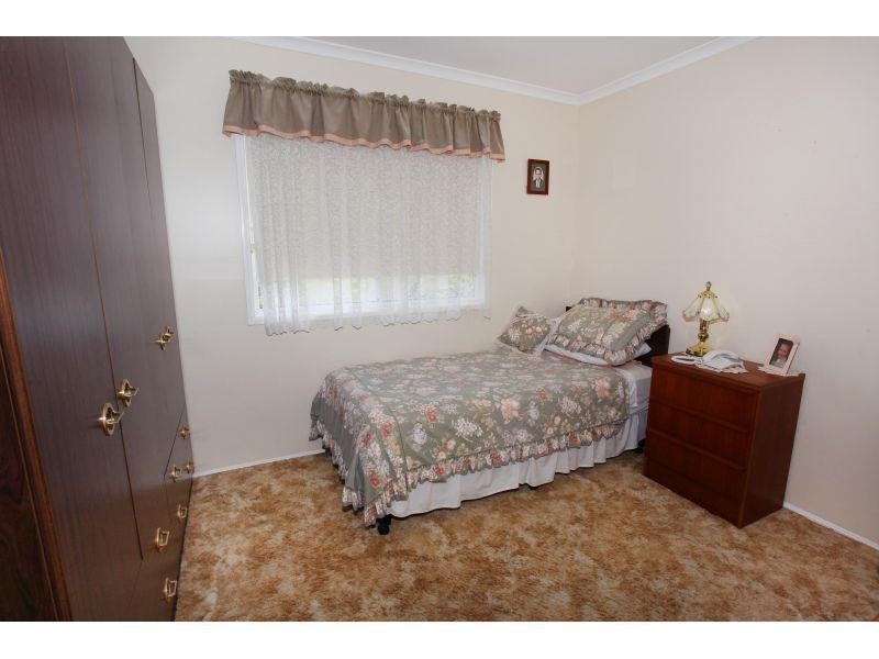 89 Exhibition Road, Southside QLD 4570