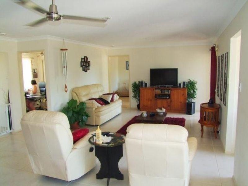 77 Severn Chase, Curra QLD 4570