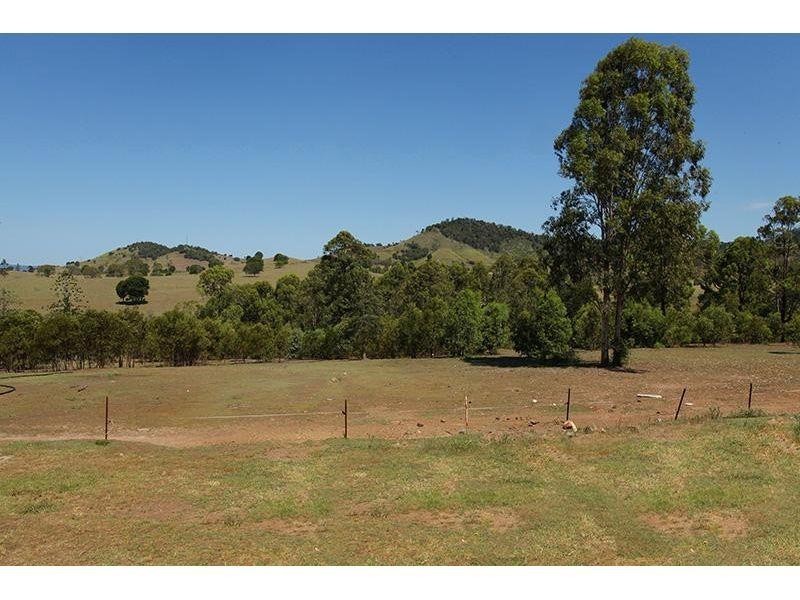 223 Calico Creek Rd, Calico Creek QLD 4570