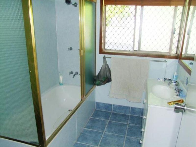 72 Cootharaba Rd, Gympie QLD 4570