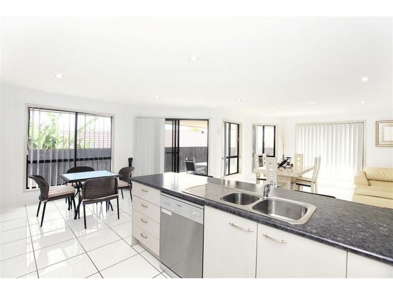 14 Hilltop Avenue, Southside QLD 4570