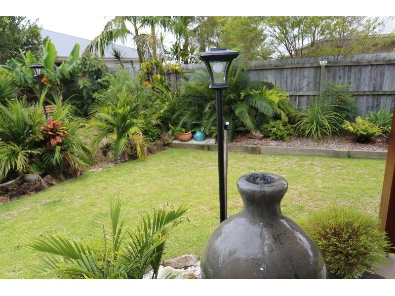 19 Tarwhine Street, Tin Can Bay QLD 4580