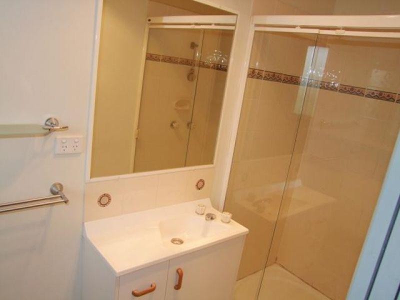 8 Serena Court, Monkland QLD 4570