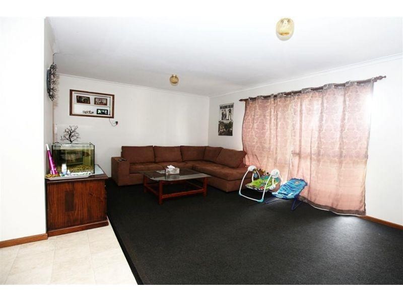 9a Bruce Highway, Chatsworth QLD 4570