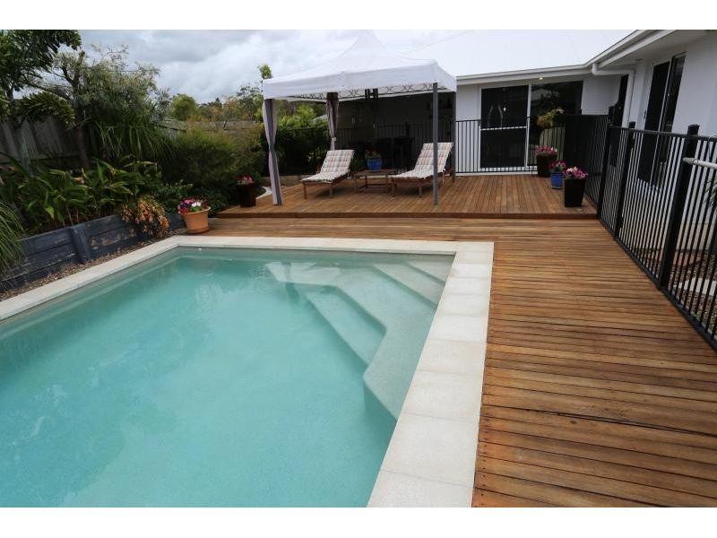 4 Habitat Circuit, Cooloola Cove QLD 4580