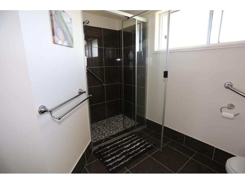 4 Habitat Circuit, Cooloola Cove QLD 4580