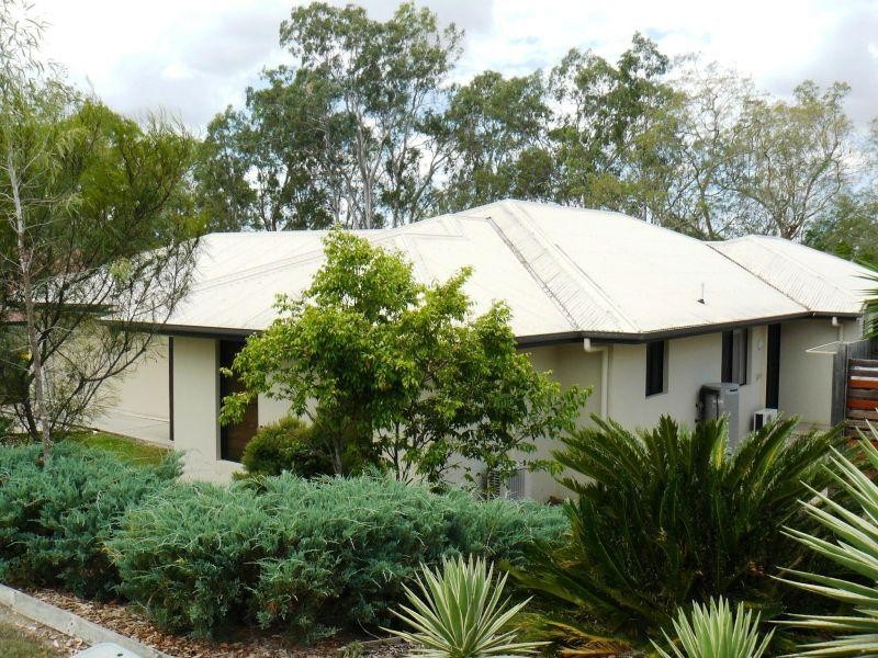 34 Bushland Dr, Southside QLD 4570