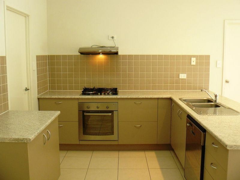 34 Bushland Dr, Southside QLD 4570