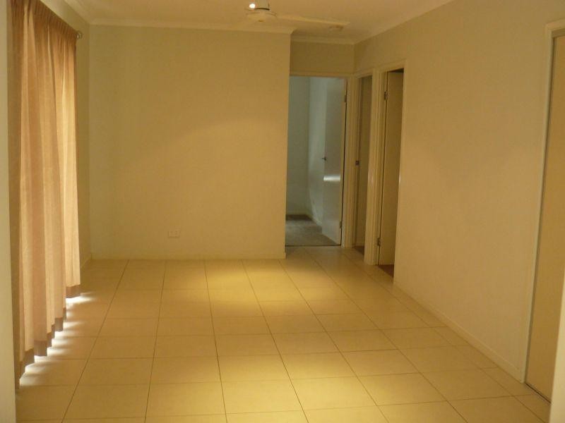 34 Bushland Dr, Southside QLD 4570