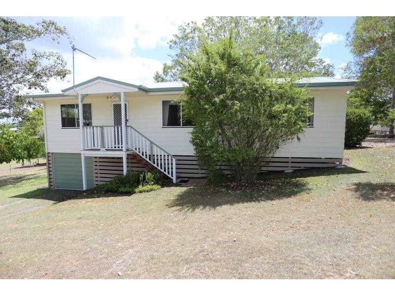 4 Opal Street, Southside QLD 4570