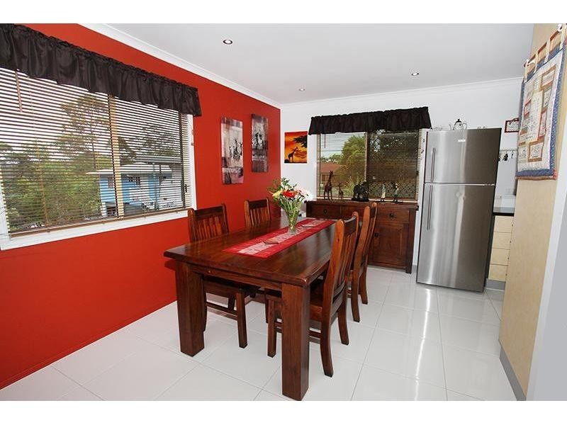 5 Melaleuca Court, Southside QLD 4570
