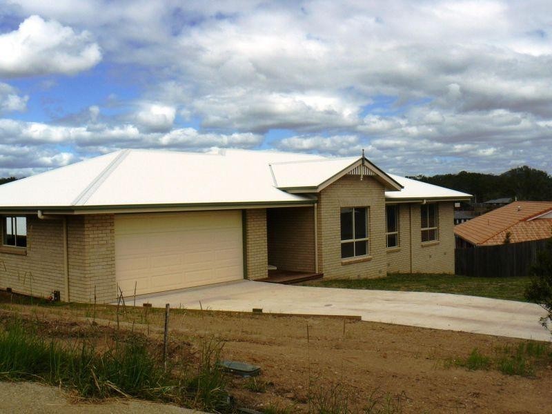 10 Managers Ct, Jones Hill QLD 4570