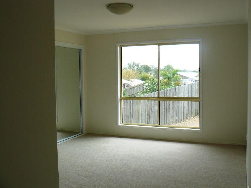 10 Managers Ct, Jones Hill QLD 4570