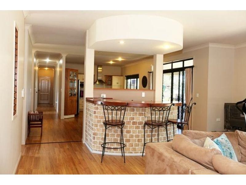 16A  Corbet Road, Jones Hill QLD 4570