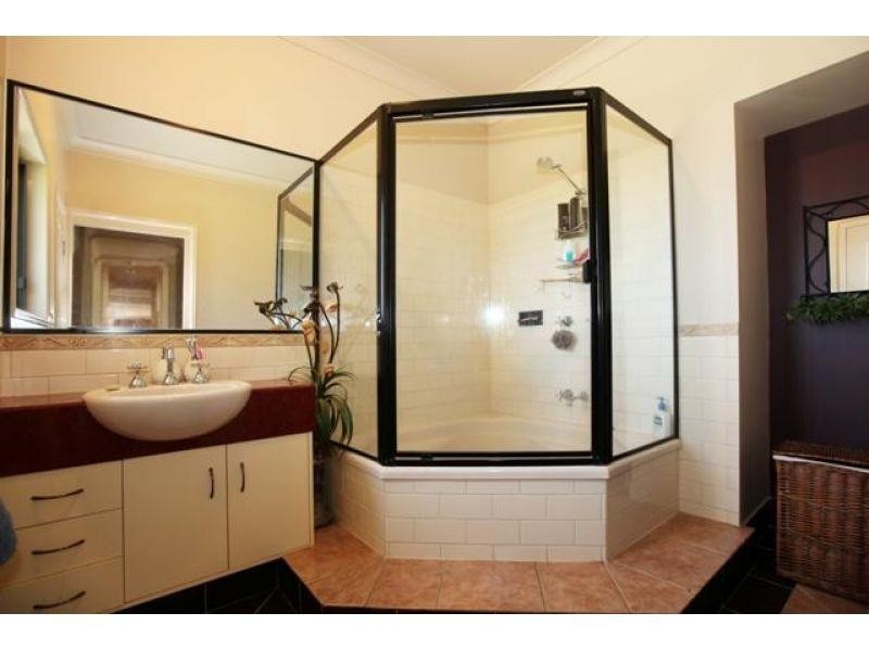 16A  Corbet Road, Jones Hill QLD 4570