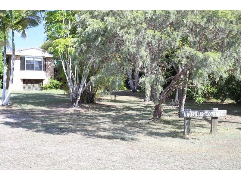 20 OYSTER PARADE, Tin Can Bay QLD 4580