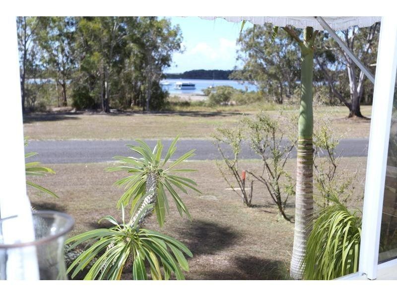 23 OYSTER PARADE, Tin Can Bay QLD 4580