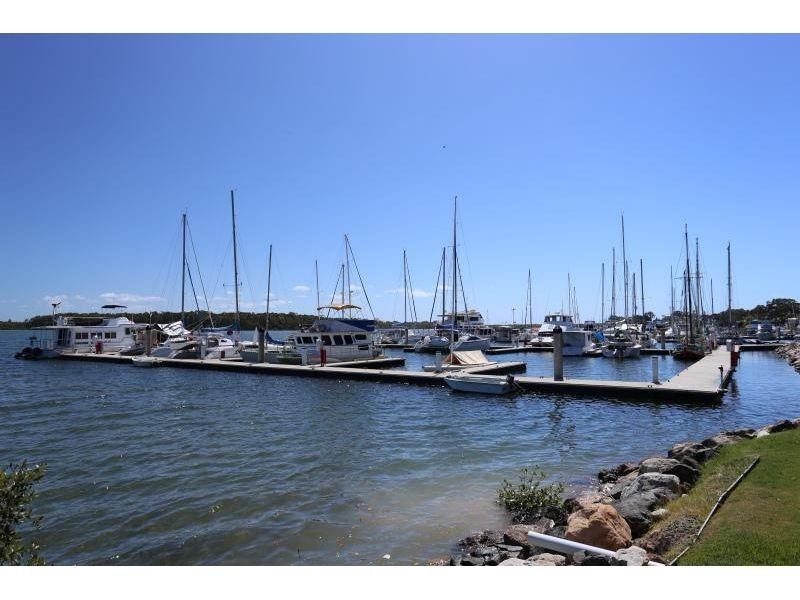 23 OYSTER PARADE, Tin Can Bay QLD 4580