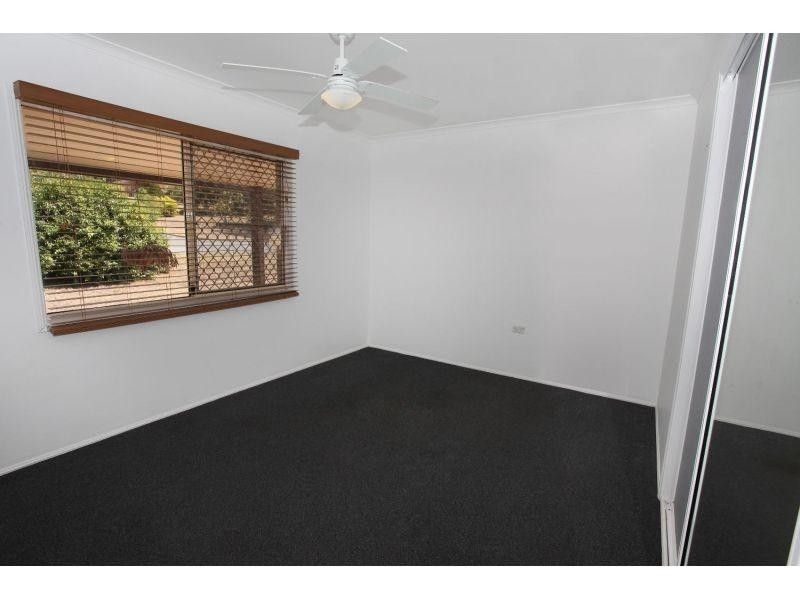 42 Emerald Drive, Southside QLD 4570