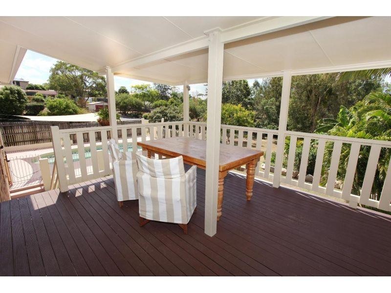 42 Emerald Drive, Southside QLD 4570