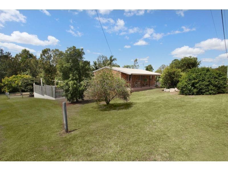 42 Emerald Drive, Southside QLD 4570