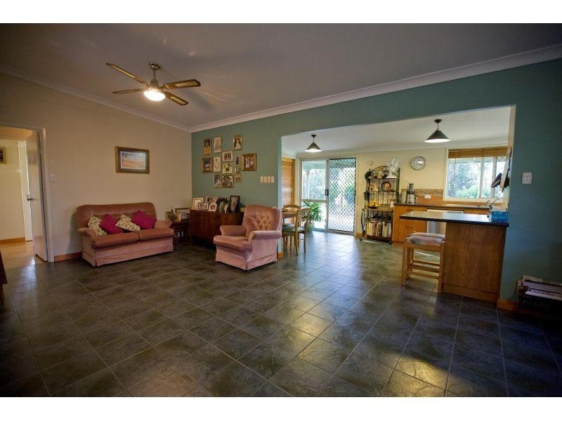 14 Panorama Drive, The Dawn QLD 4570