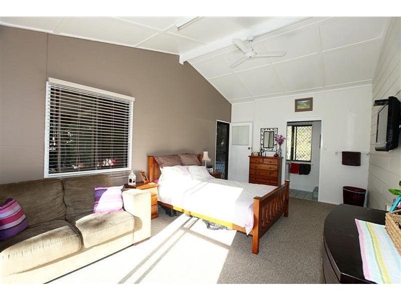 4 Dowling Road, Monkland QLD 4570