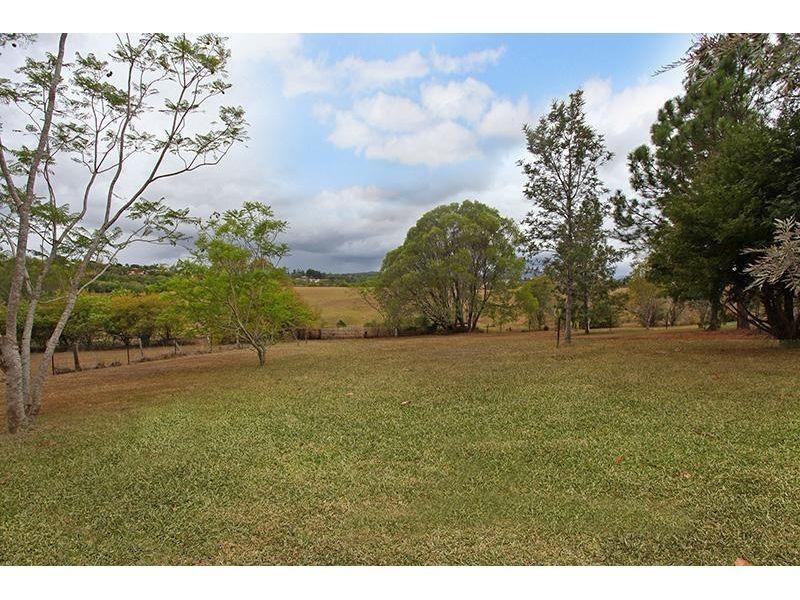 22 Lasiandra Dr, Southside QLD 4570