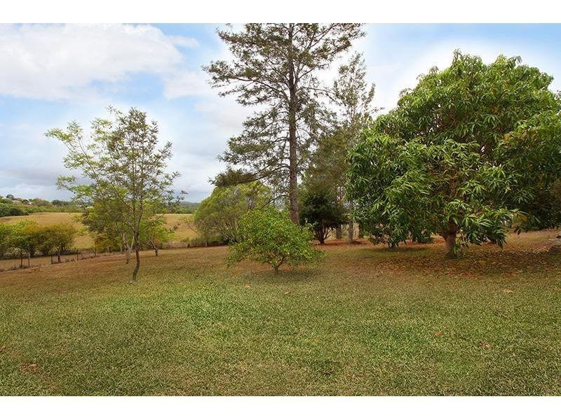 22 Lasiandra Dr, Southside QLD 4570