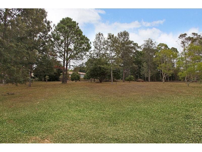 22 Lasiandra Dr, Southside QLD 4570