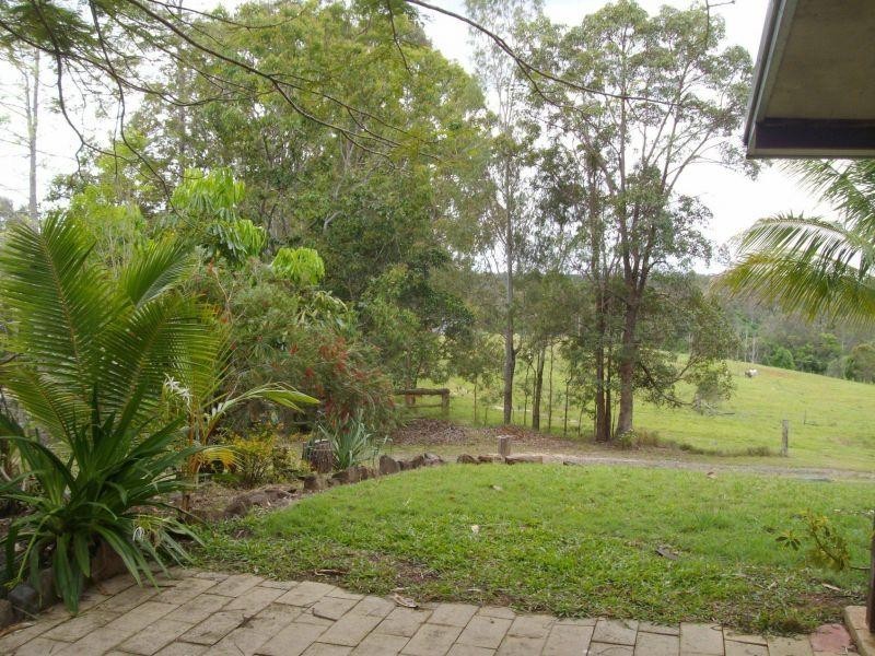 48 Messmate Rd, Neerdie QLD 4570