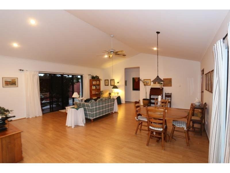 8 Barramundi Street, Tin Can Bay QLD 4580