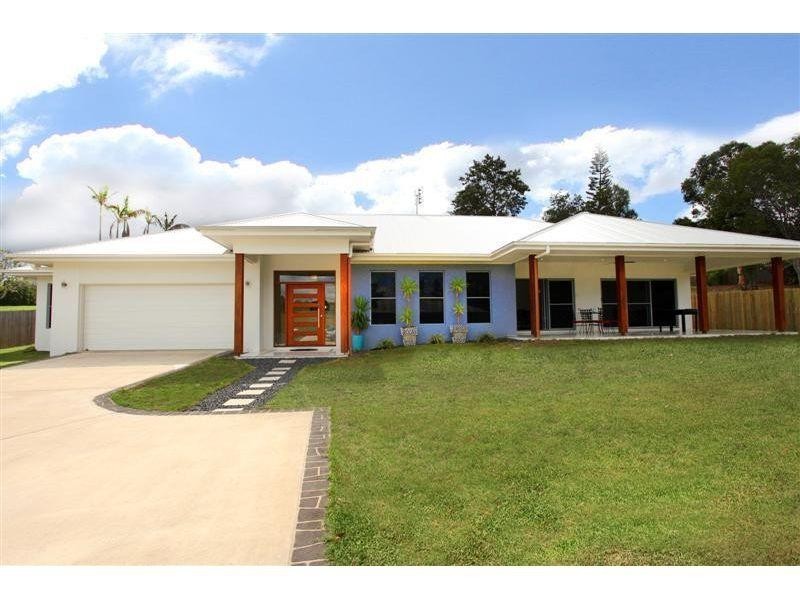 5 Gardenia Court, Southside QLD 4570