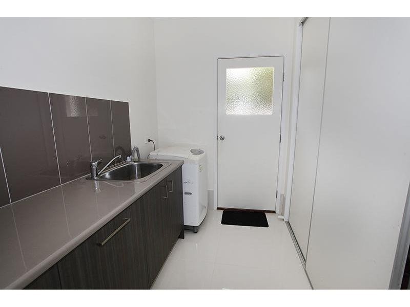 5 Gardenia Court, Southside QLD 4570