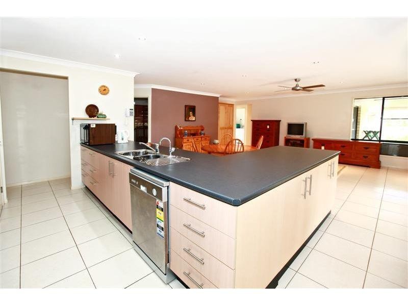 19 Jasmine Avenue, Southside QLD 4570