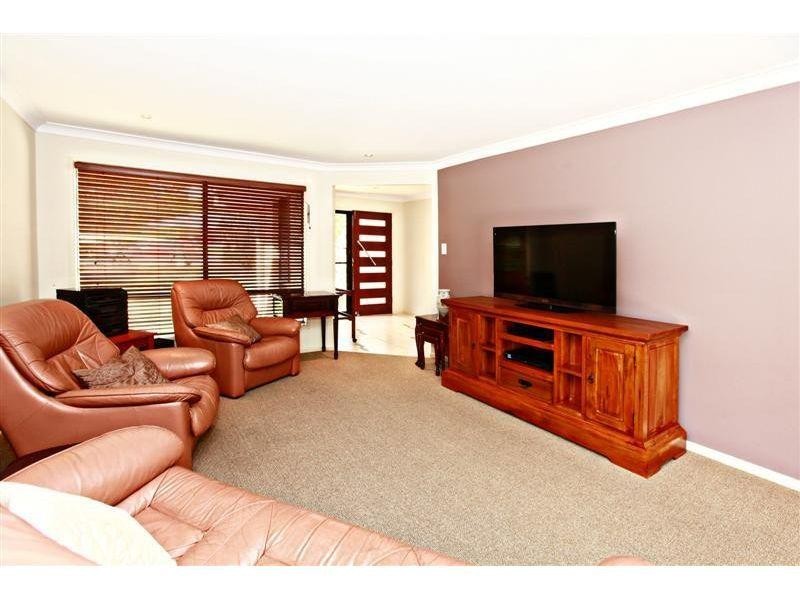 19 Jasmine Avenue, Southside QLD 4570