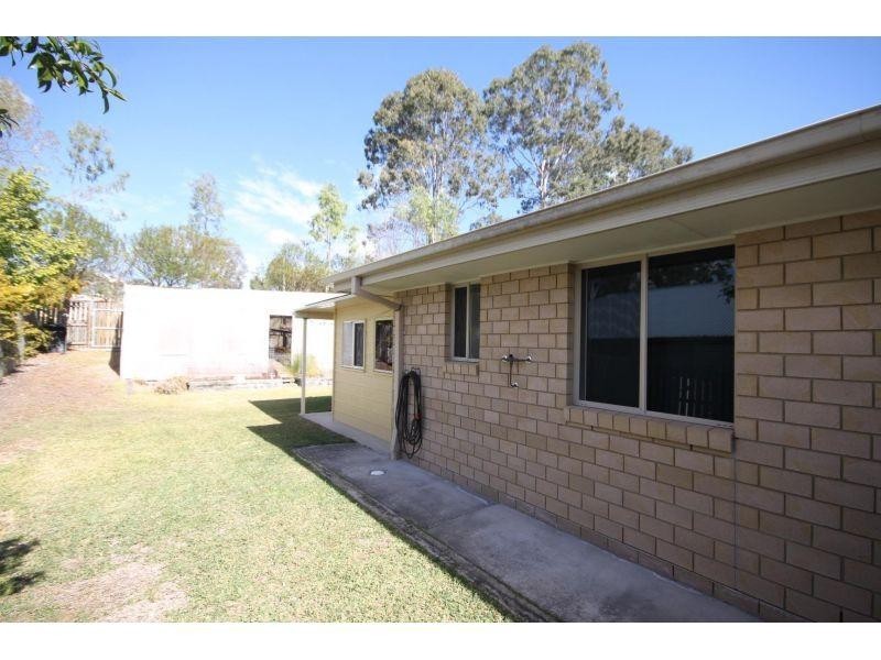 35 Gympie View Dr, Southside QLD 4570