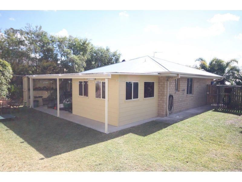 35 Gympie View Dr, Southside QLD 4570