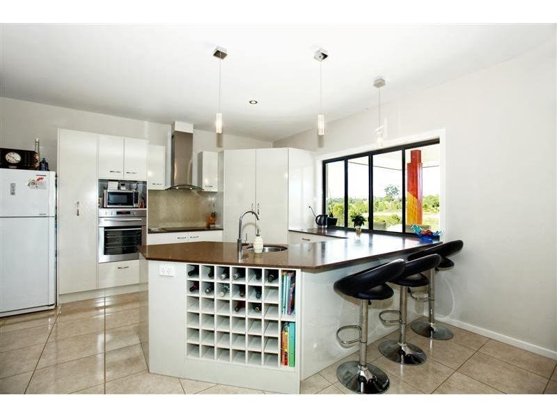 15 Edinburgh Court, East Deep Creek QLD 4570