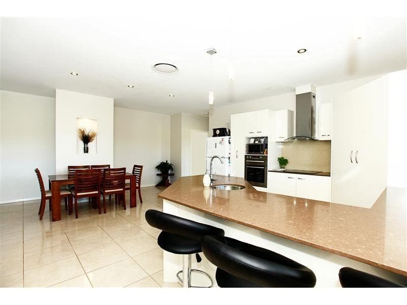 15 Edinburgh Court, East Deep Creek QLD 4570